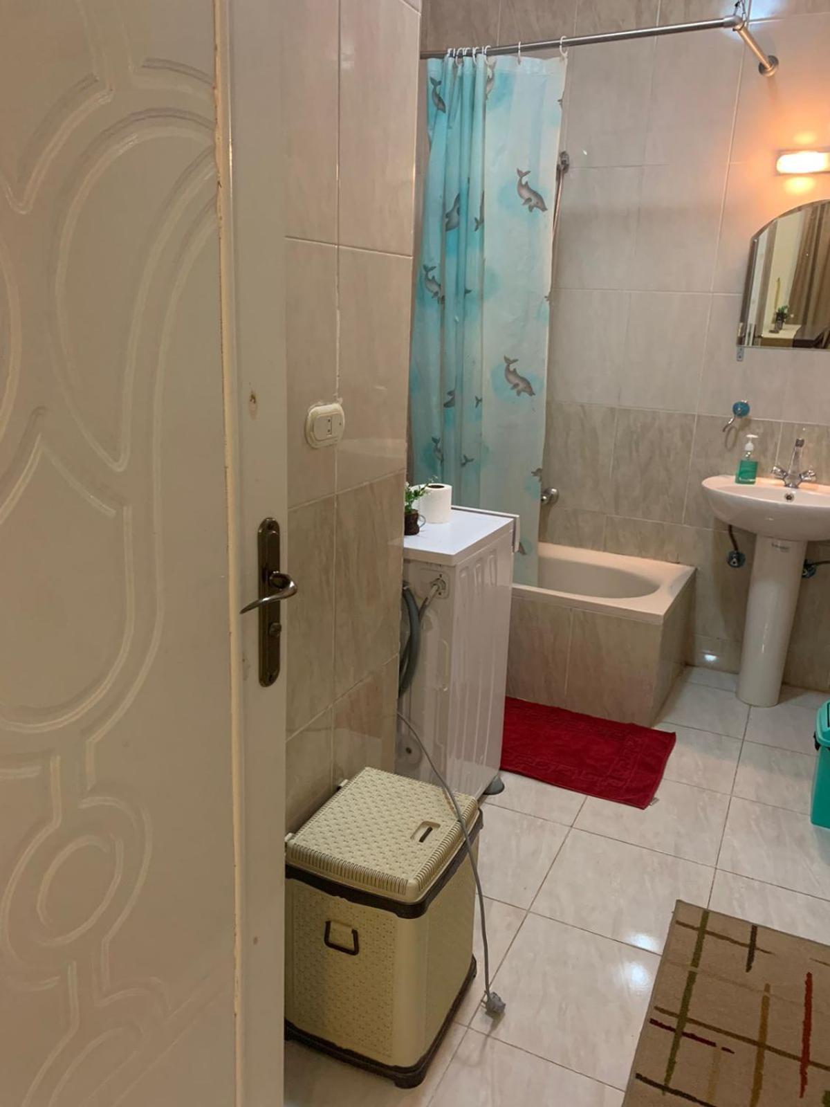 ذات طابع عائلى متميز بها كافة الامكانيات من فلتر ماء وواى فاى * Hurghada