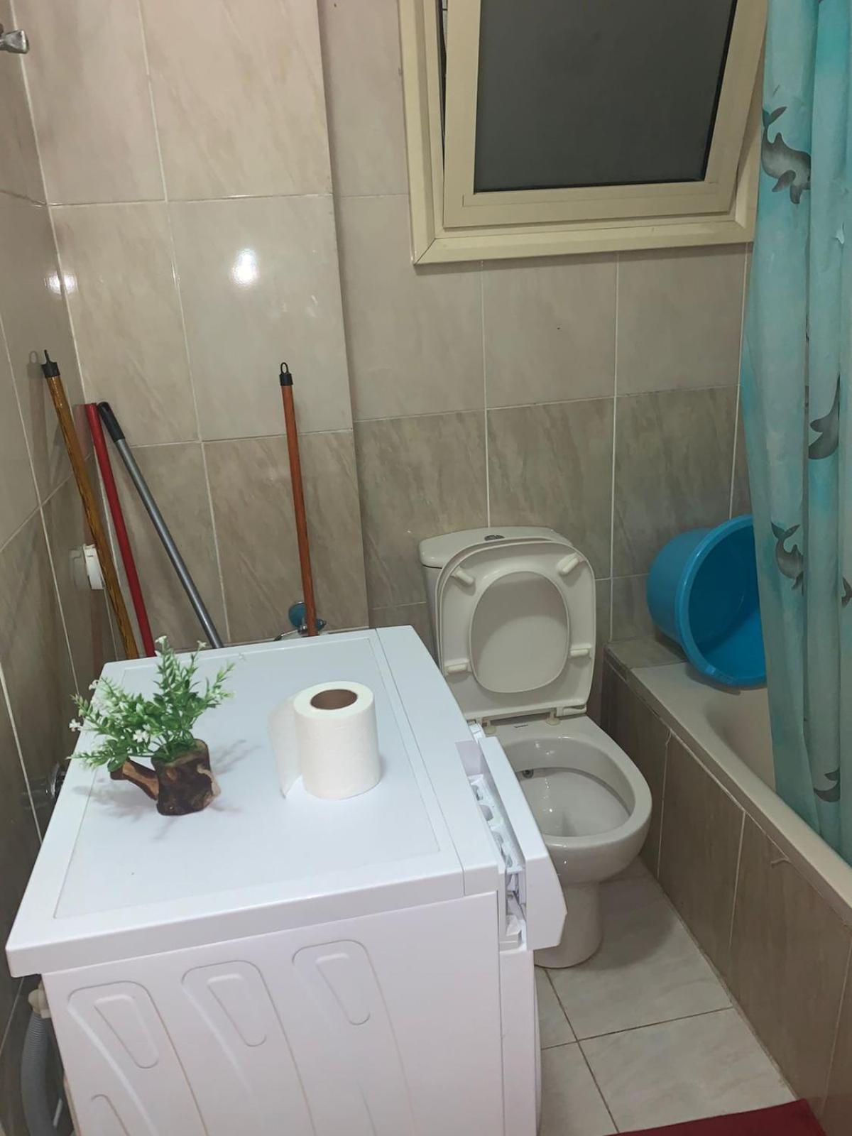 ذات طابع عائلى متميز بها كافة الامكانيات من فلتر ماء وواى فاى Apartment Hurghada